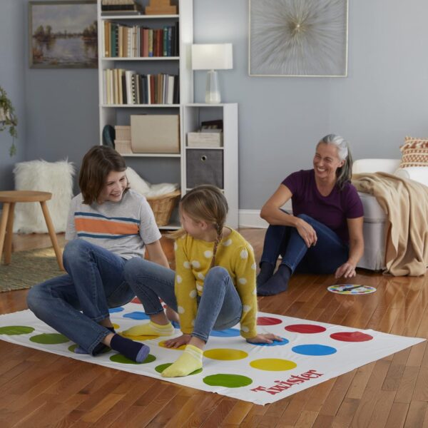 Hasbro Twister Party Classic Board Game for 2 or More Players,Indoor and Outdoor Game for Kids 6 and Up,Packaging May Vary - Image 4