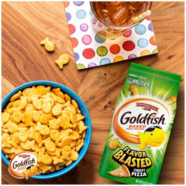 Goldfish Flavor Blasted Xtra Cheesy Pizza Crackers, 6.6 oz. Bag - Image 5